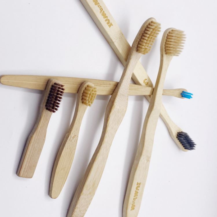 แปรงสีฟันไม้ไผ่แฮนด์เมดแบบเปลี่ยนได้